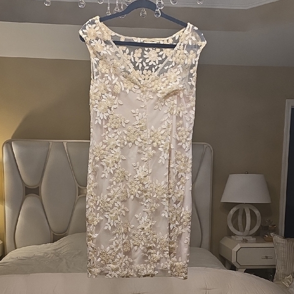 Ralph Lauren Cream and Gold Floral Mini Dress - Picture 5 of 15